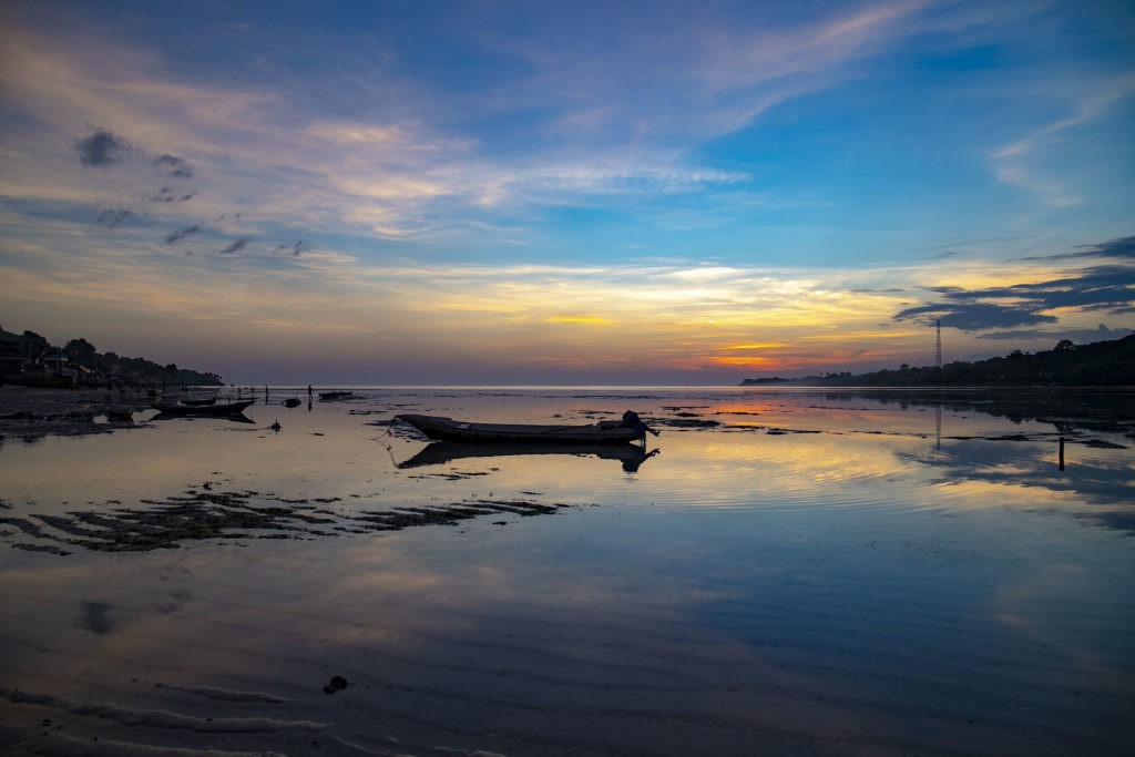 Kystlinje ved Nusa Penida
